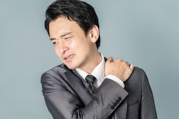 肩の痛み