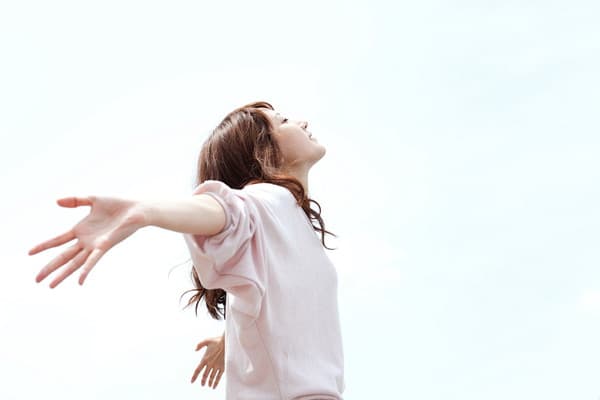 すっきりした女性